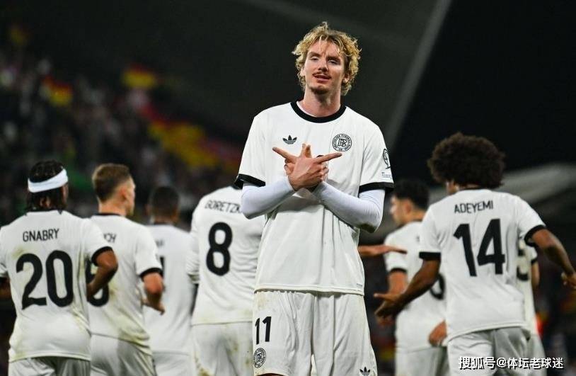 从质疑到认可！5场4球+队史第一人数据，凭名字出圈锋霸为自己证明